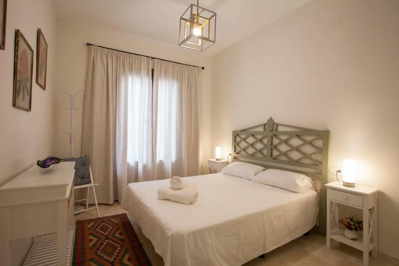 Apartamento De Lujo En Antiguo Convento Granada